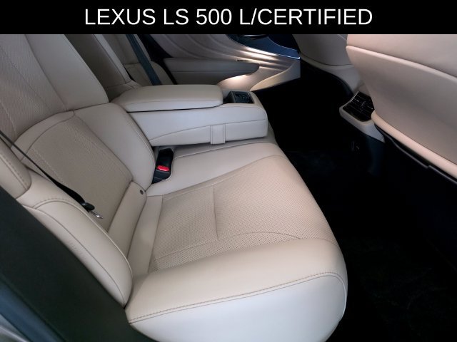 Used 2023 Lexus LS 500 w/ Accessory Package (Z1) RWD image 13