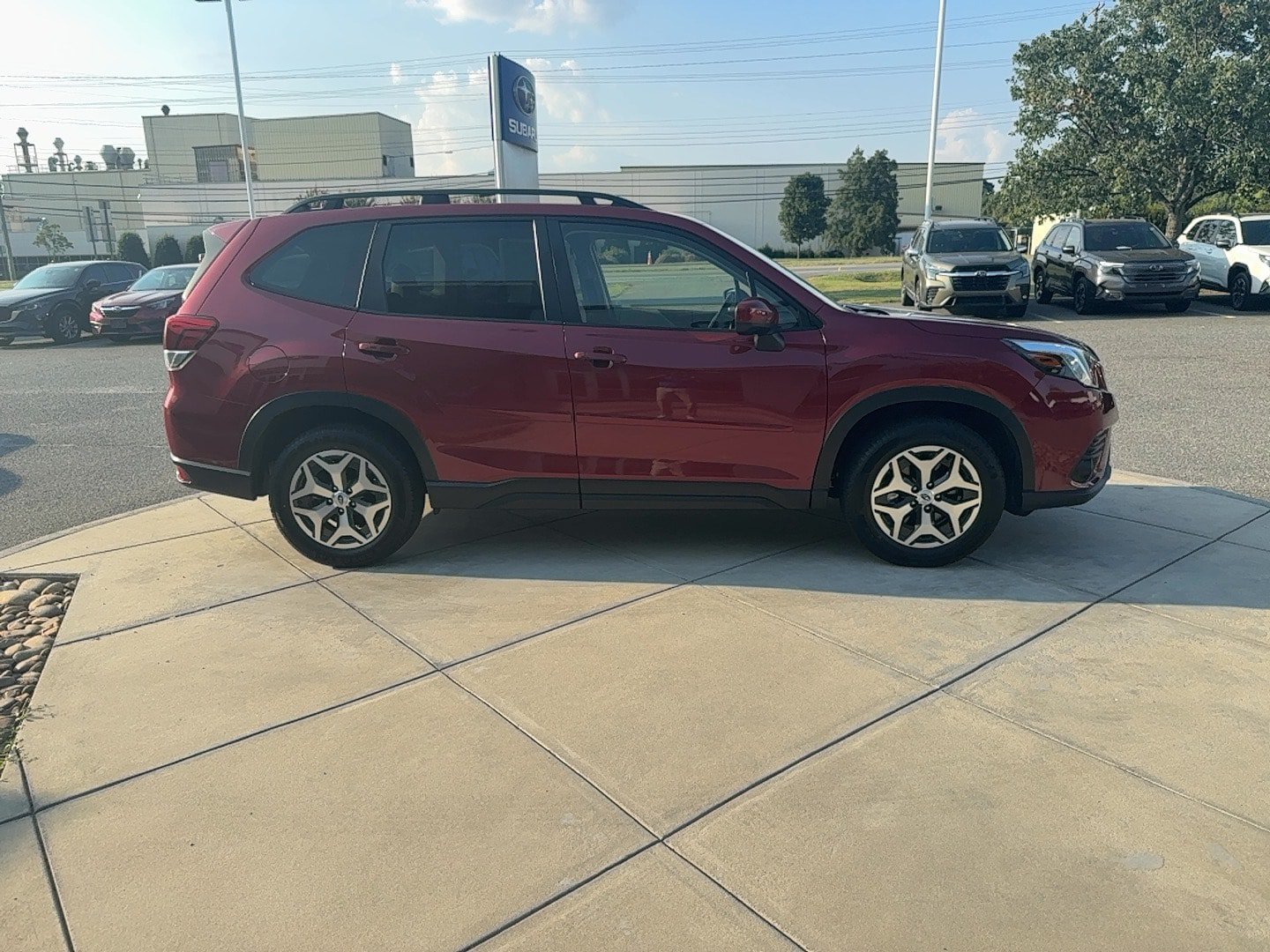 Certified 2023 Subaru Forester Premium AWD/4WD image 7