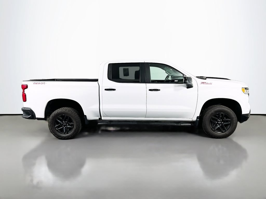 Used 2024 Chevrolet Silverado 1500 LT Trail Boss w/ Protection Package AWD/4WD image 4