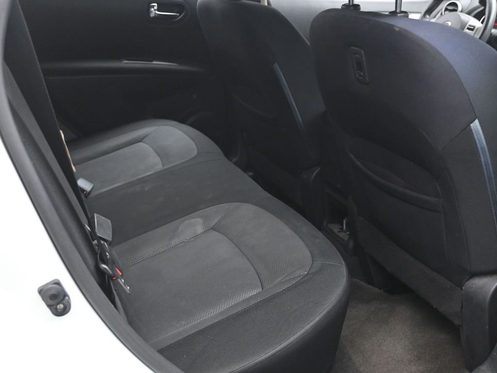 Used 2012 Nissan Rogue S image 23