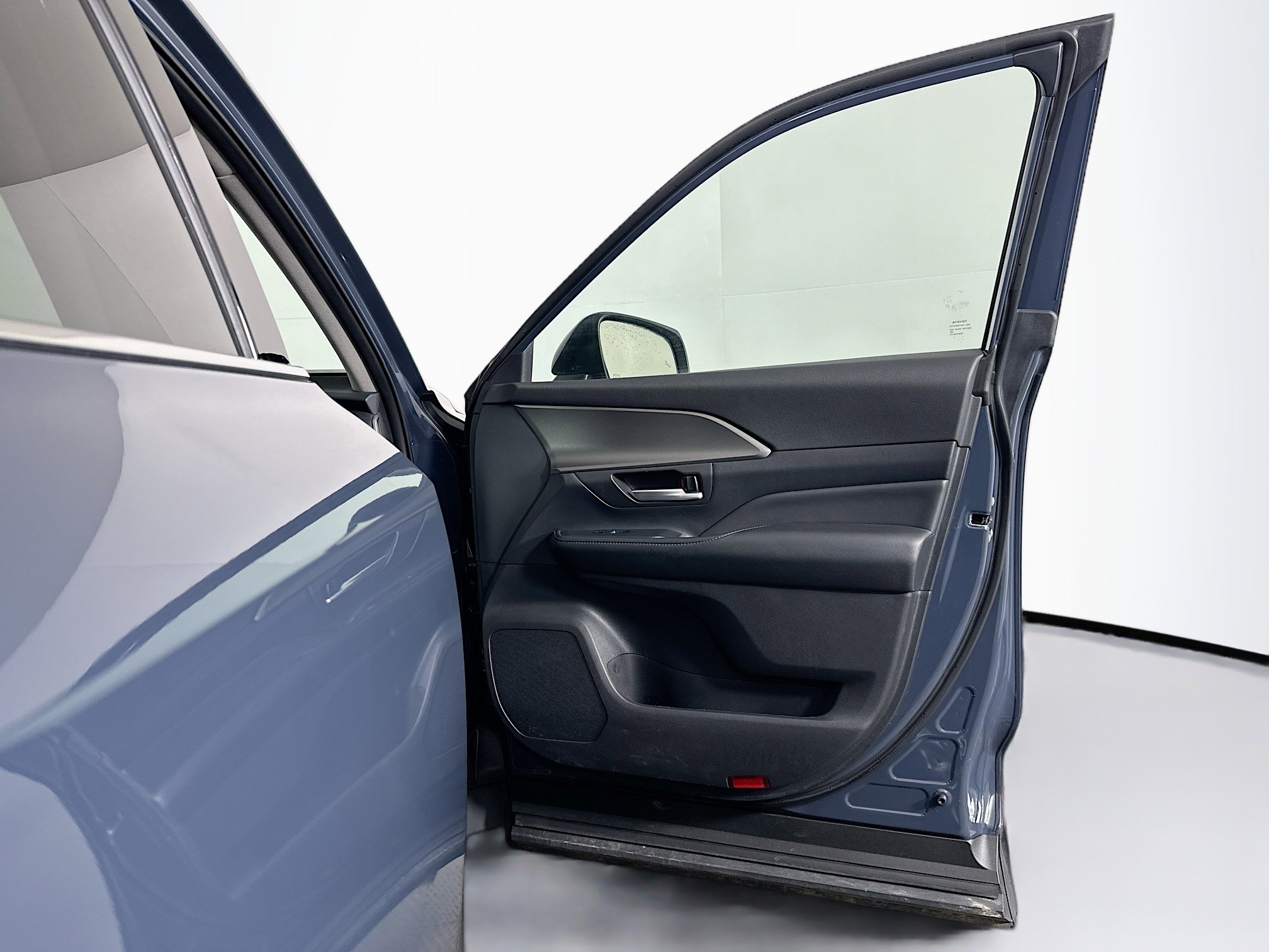 Used 2025 Toyota Grand Highlander XLE image 33