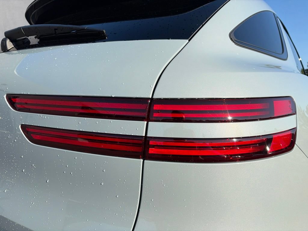 New 2027 Genesis GV70 3.5T Prestige AWD/4WD image 12