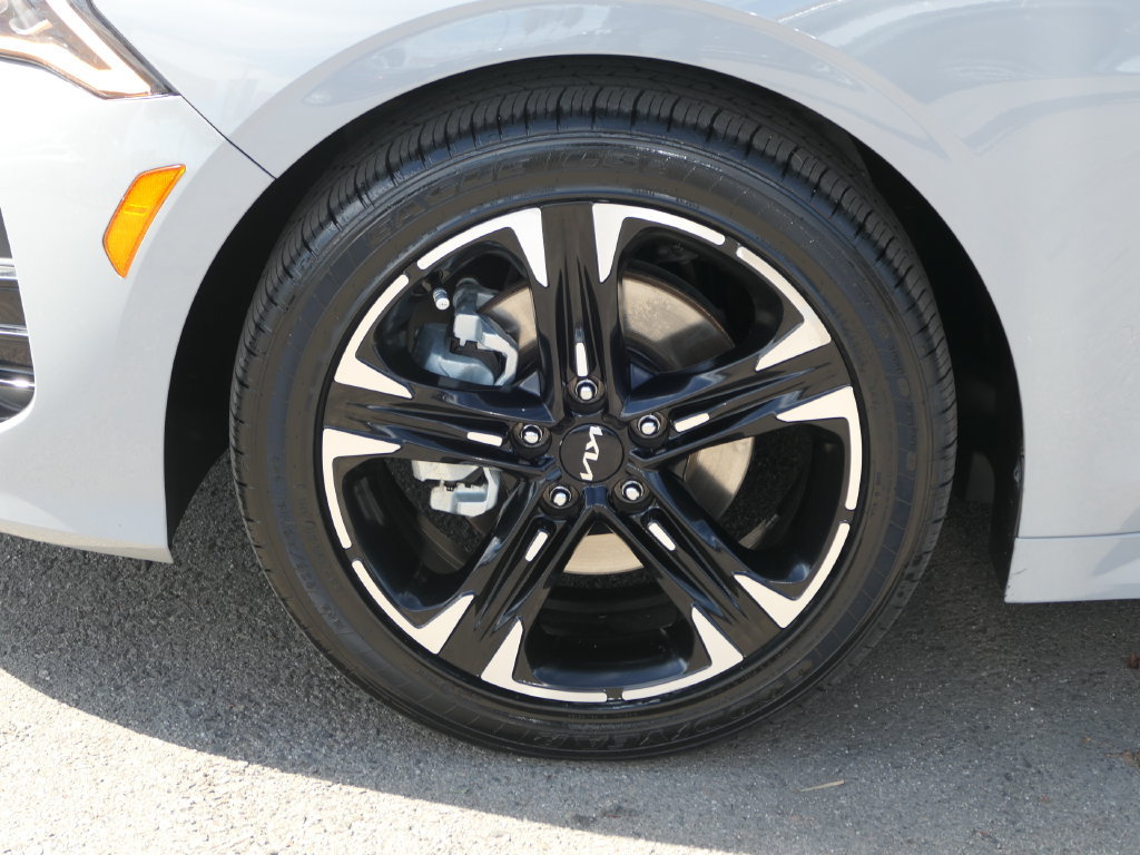 Used 2024 Kia K5 GT-Line w/ GT-Line Premium Package FWD image 8