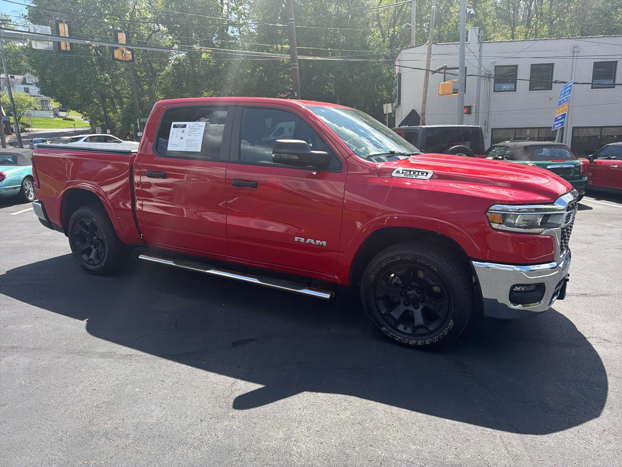 Used 2025 RAM 1500 Big Horn AWD/4WD image 3