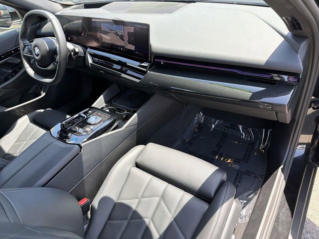 Used 2026 BMW 530i RWD image 29