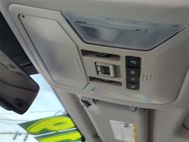 Used 2019 Toyota RAV4 Limited image 28