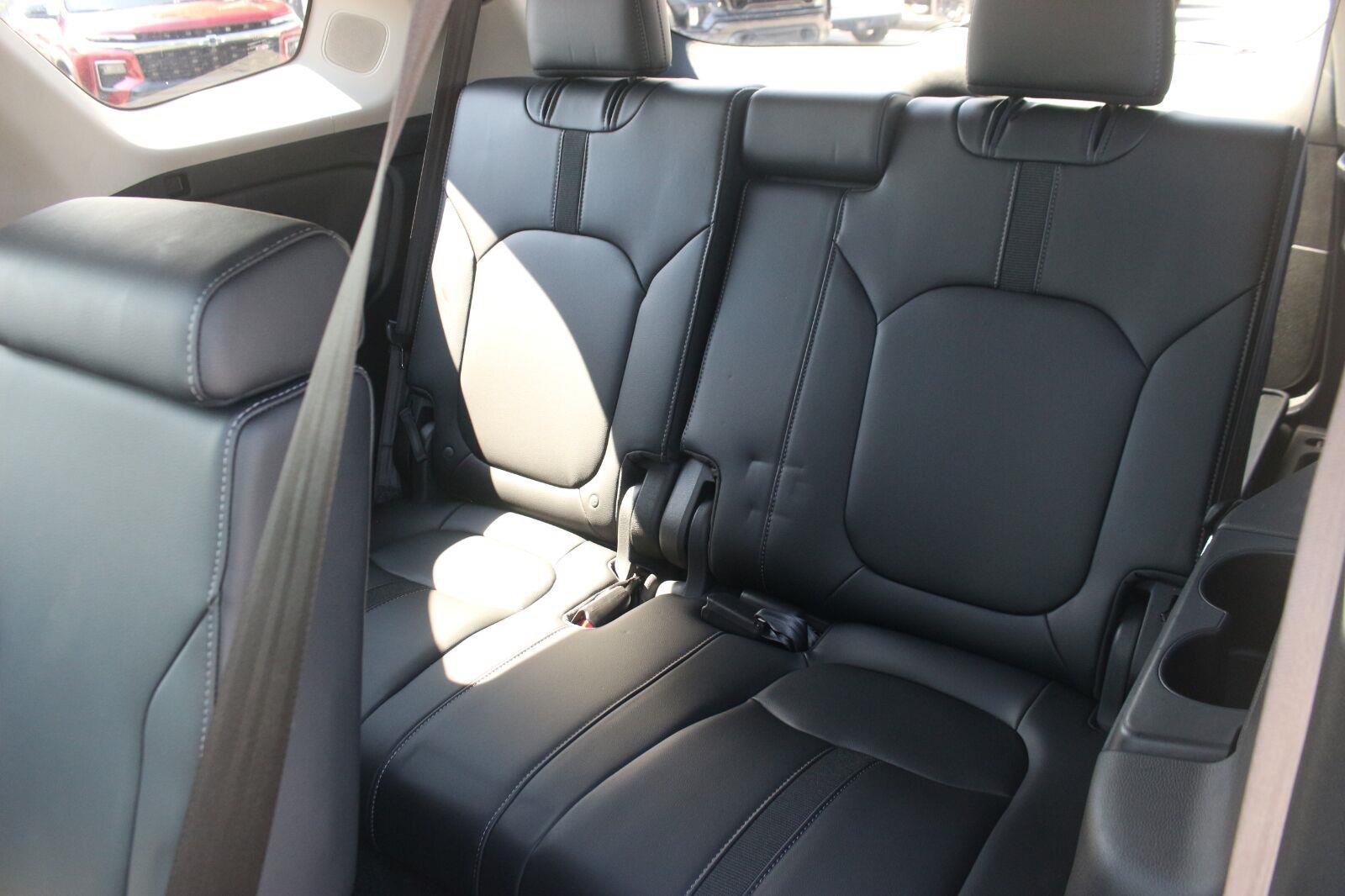 Used 2024 Honda Pilot Touring image 38