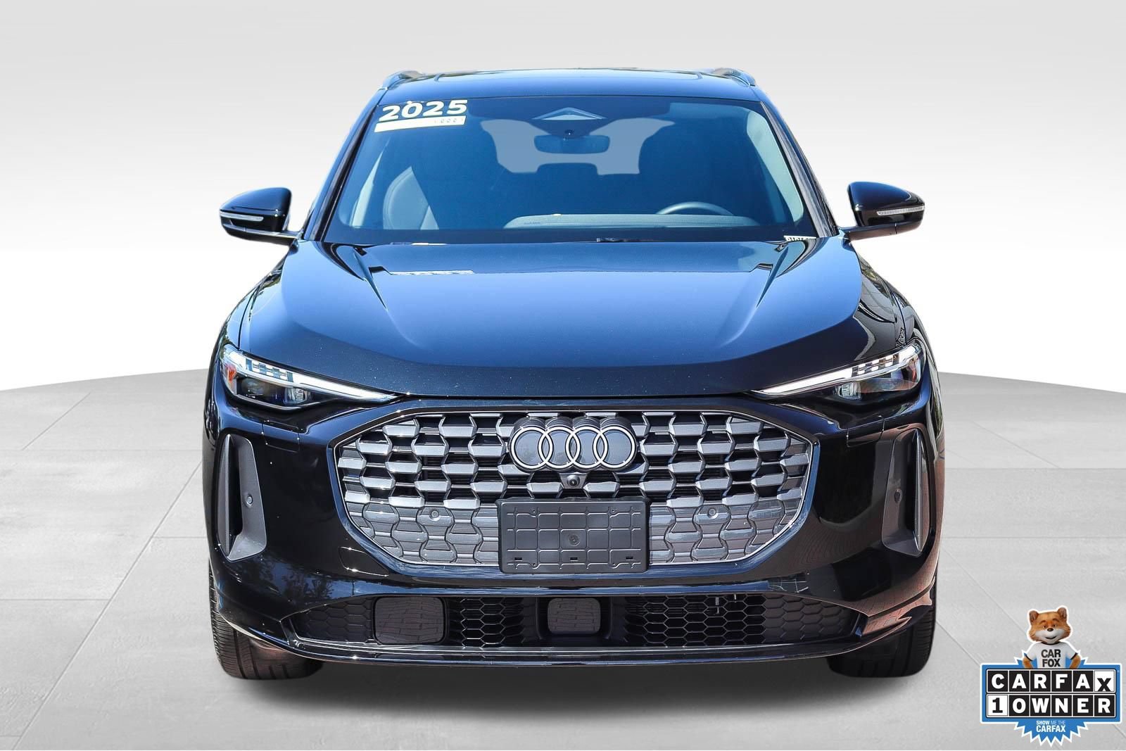 Certified 2025 Audi Q5 Prestige AWD/4WD image 2
