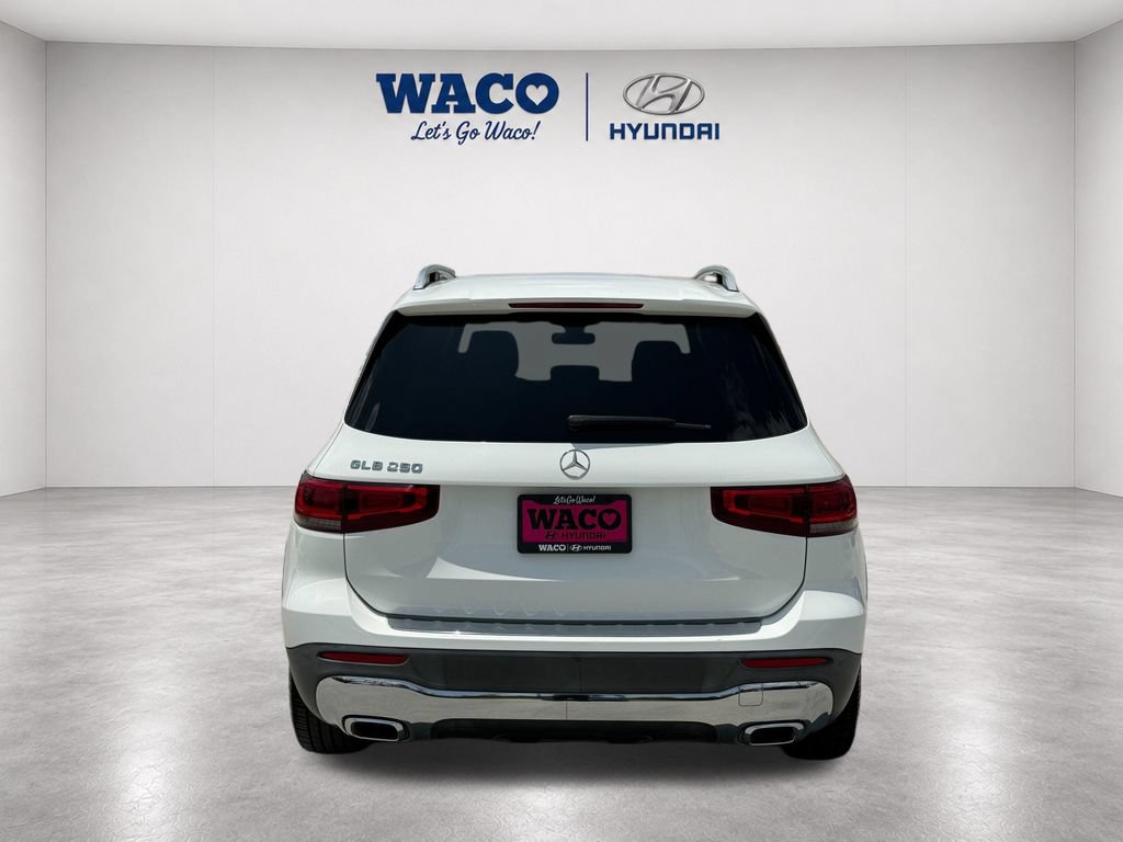 Used 2021 Mercedes-Benz GLB 250 image 8