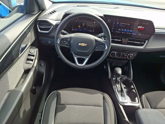 Used 2024 Chevrolet TrailBlazer LT w/ Convenience Package image 11