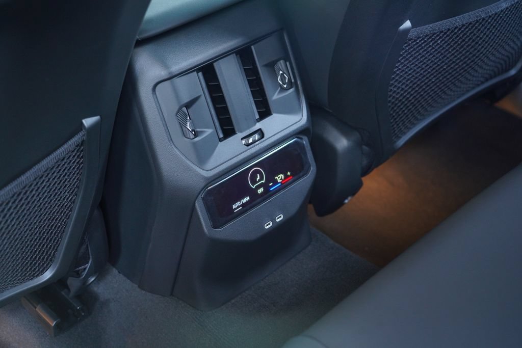 New 2026 BMW X3 M50 w/ Premium Package AWD/4WD image 24