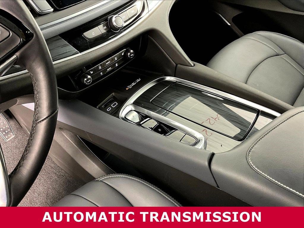 Used 2023 Buick Enclave Essence FWD image 16