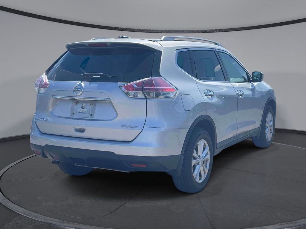 Used 2015 Nissan Rogue SV w/ SV Moonroof Package image 6