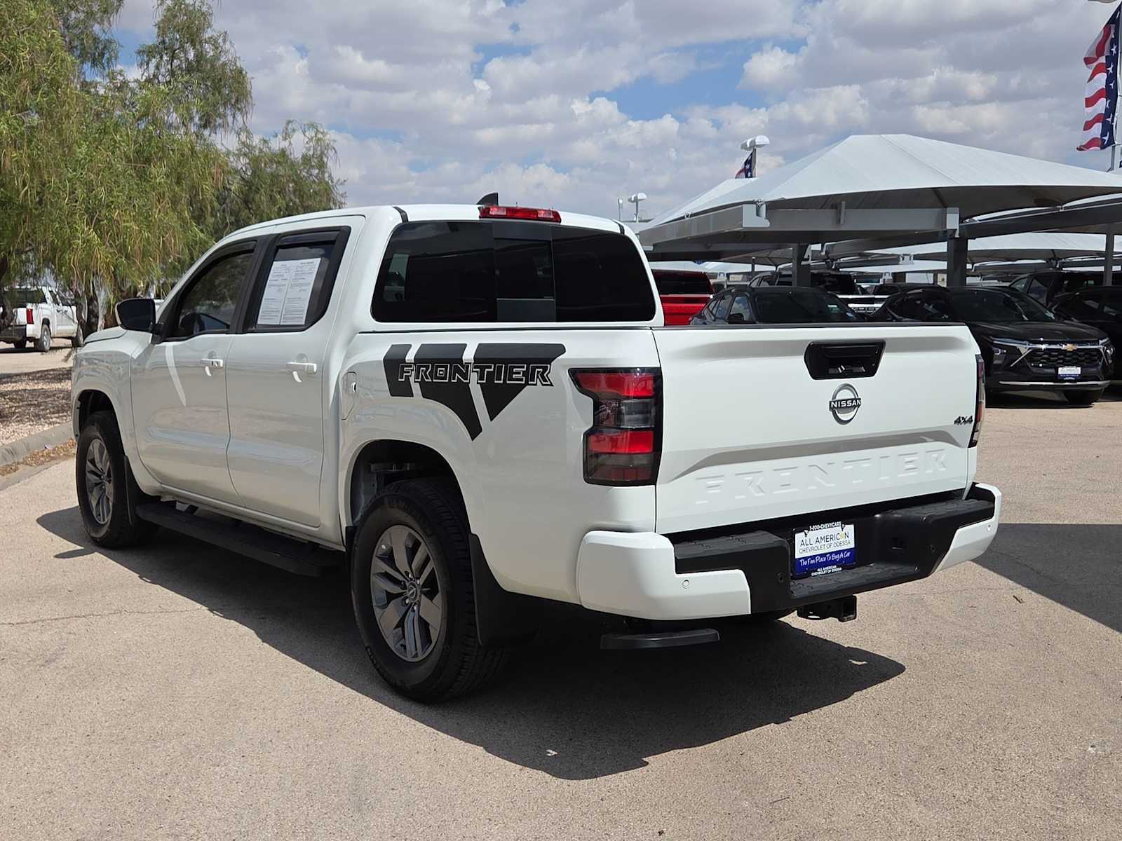 Used 2025 Nissan Frontier SV w/ SV Convenience Package AWD/4WD image 6