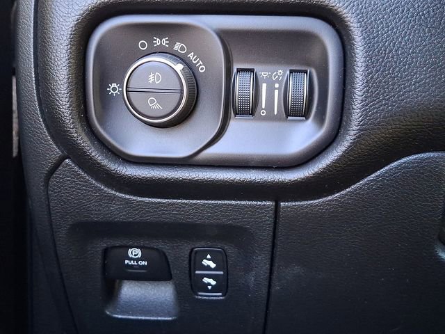 Used 2023 RAM 1500 Laramie AWD/4WD image 30