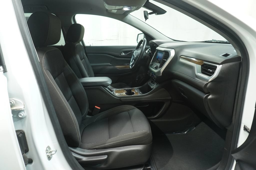 Used 2020 GMC Acadia SLE w/ Driver Convenience Package FWD image 14