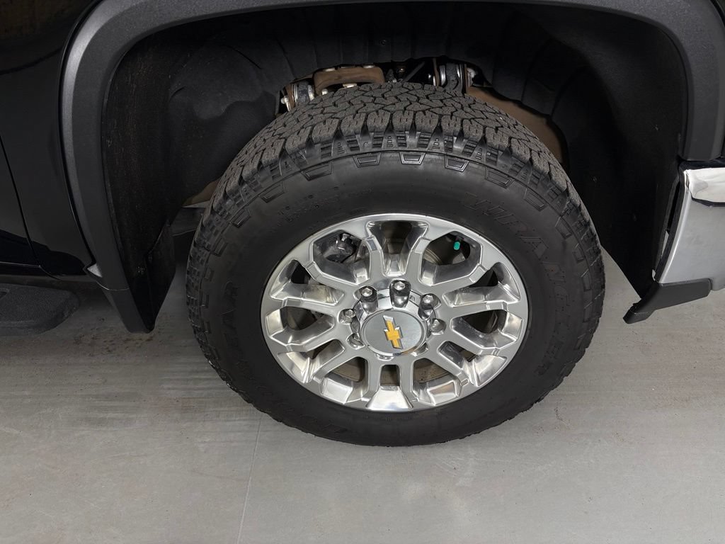 Certified 2025 Chevrolet Silverado 2500 LTZ w/ LTZ Premium Package AWD/4WD image 12