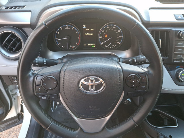 Used 2018 Toyota RAV4 XLE AWD/4WD image 19