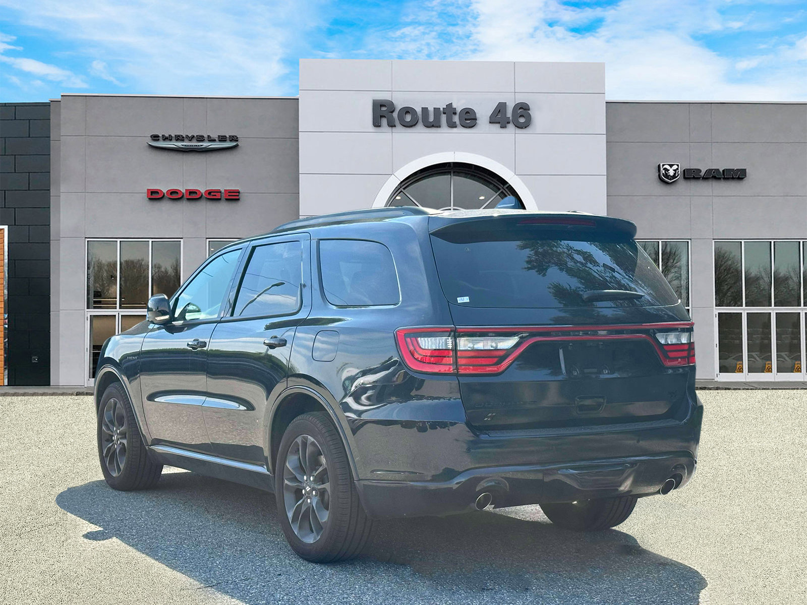 Used 2025 Dodge Durango R/T AWD/4WD image 4