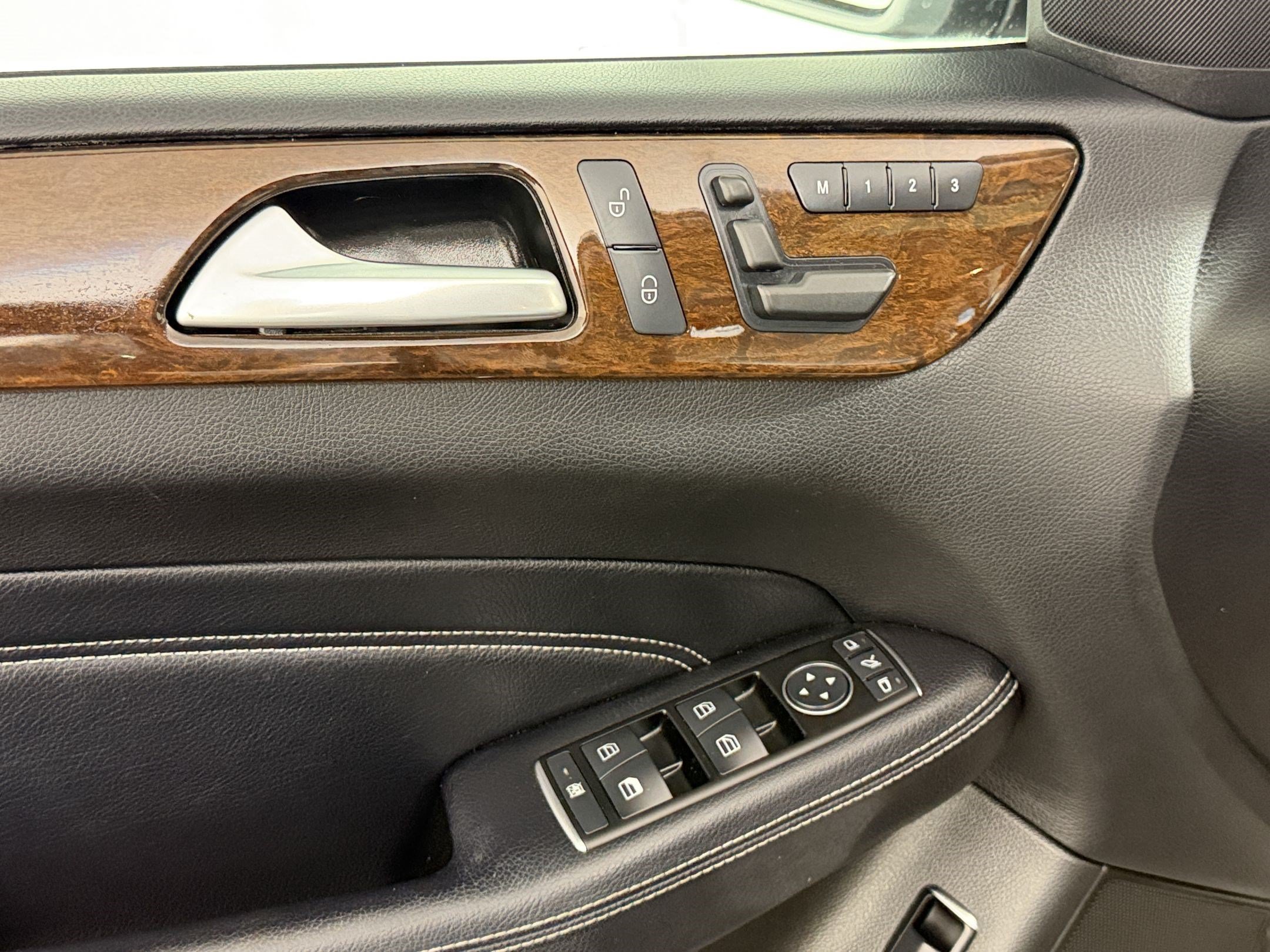 Used 2012 Mercedes-Benz ML 350 4MATIC image 27