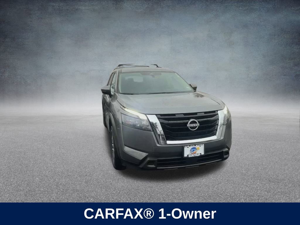 Used 2024 Nissan Pathfinder SV image 4