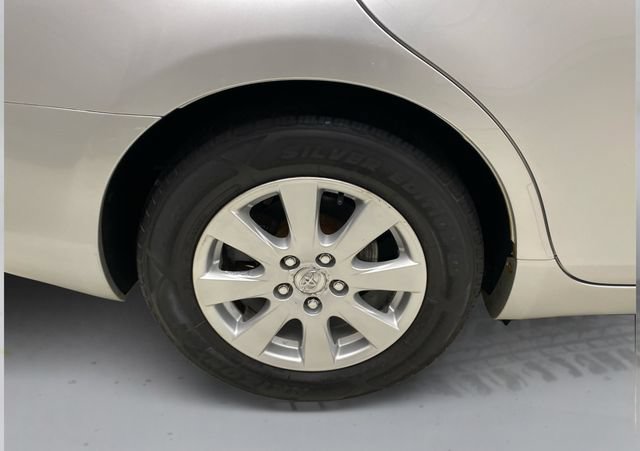 Used 2007 Toyota Camry XLE FWD image 18
