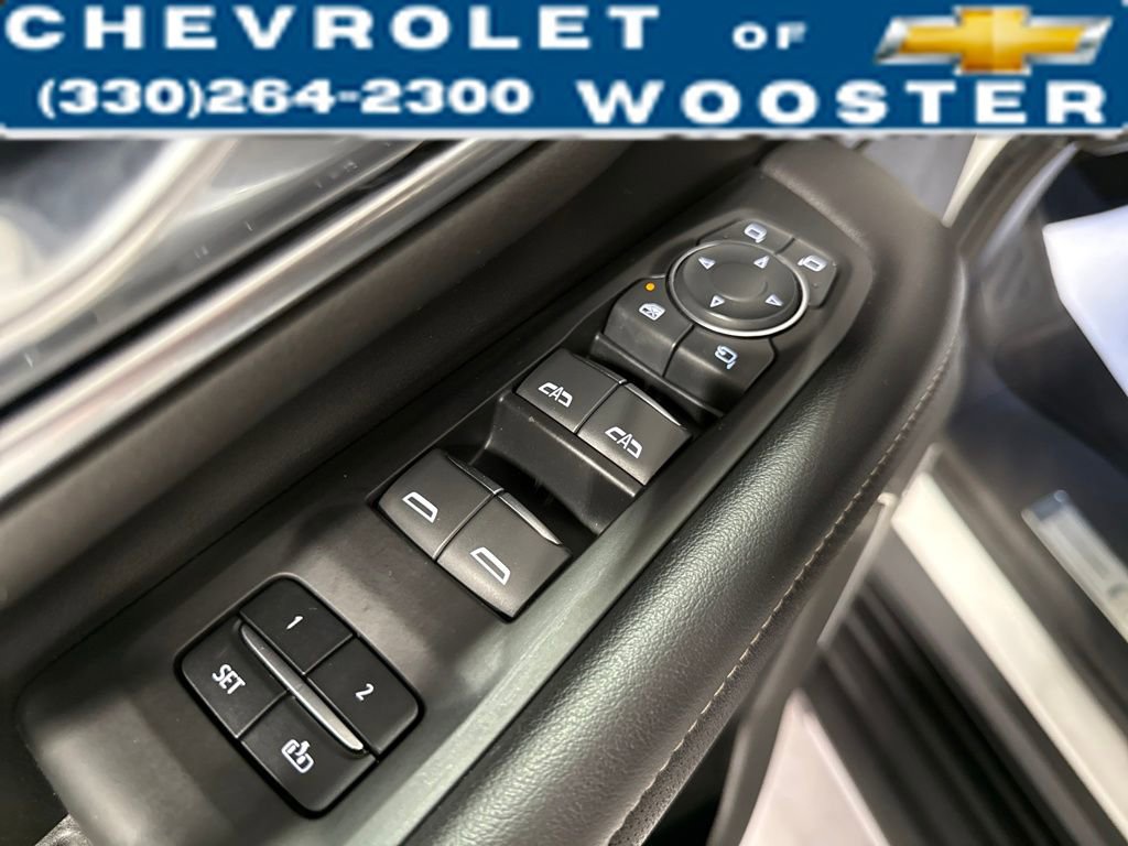 Used 2021 Chevrolet Suburban Premier image 11