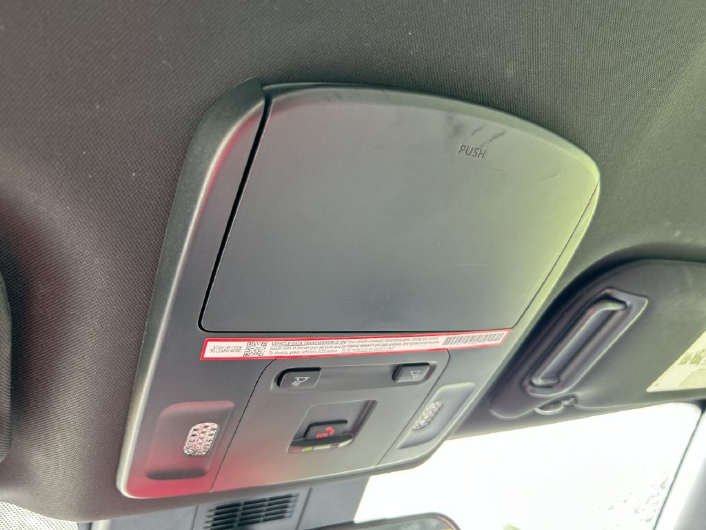 Used 2025 Toyota Camry SE FWD image 28