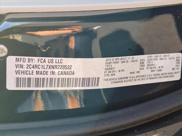 Used 2022 Chrysler Pacifica Touring-L FWD image 25