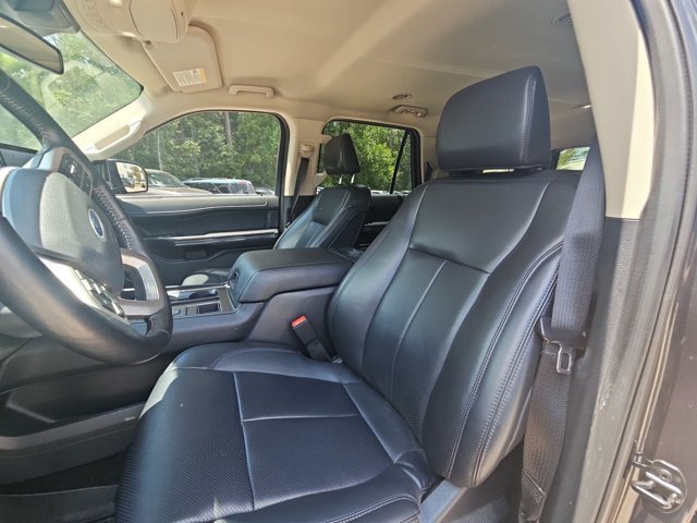 Used 2023 Ford Expedition XLT RWD image 15