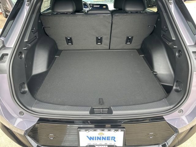 New 2026 Chevrolet Equinox EV LT image 11
