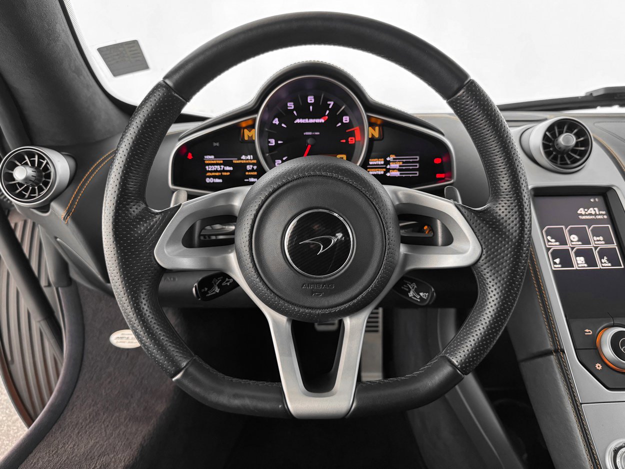 Used 2013 McLaren MP4-12C Coupe image 10