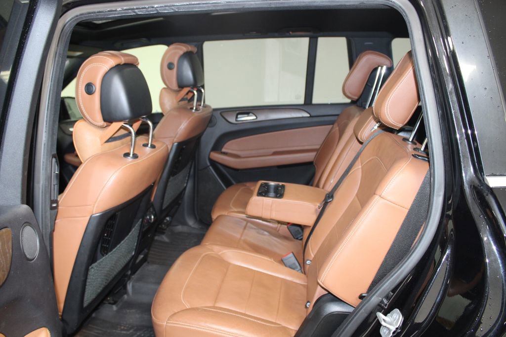 Used 2018 Mercedes-Benz GLS 450 4MATIC image 24