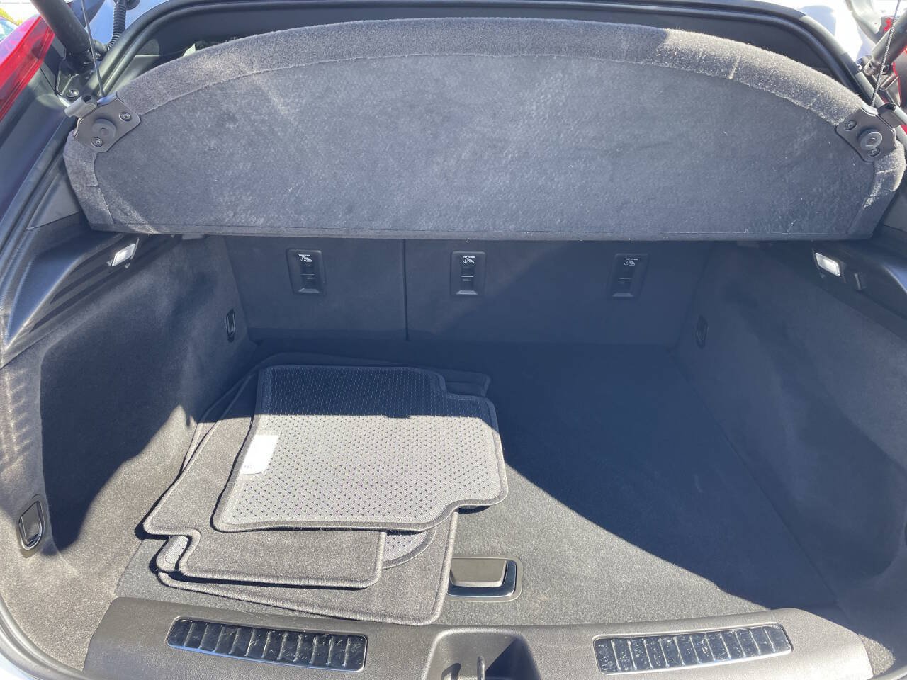 Used 2025 Cadillac XT4 Premium Luxury AWD/4WD image 5