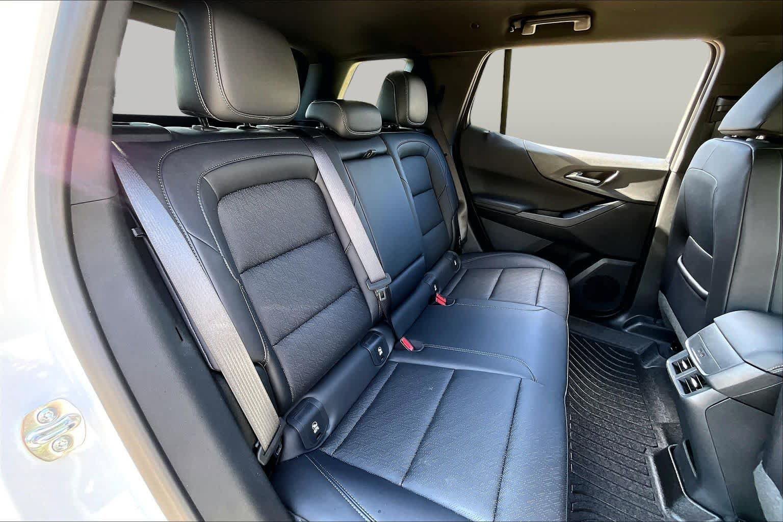 Used 2026 Chevrolet Equinox LT w/ Convenience Package II FWD image 19