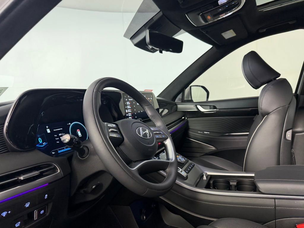 Used 2025 Hyundai Palisade Calligraphy image 25