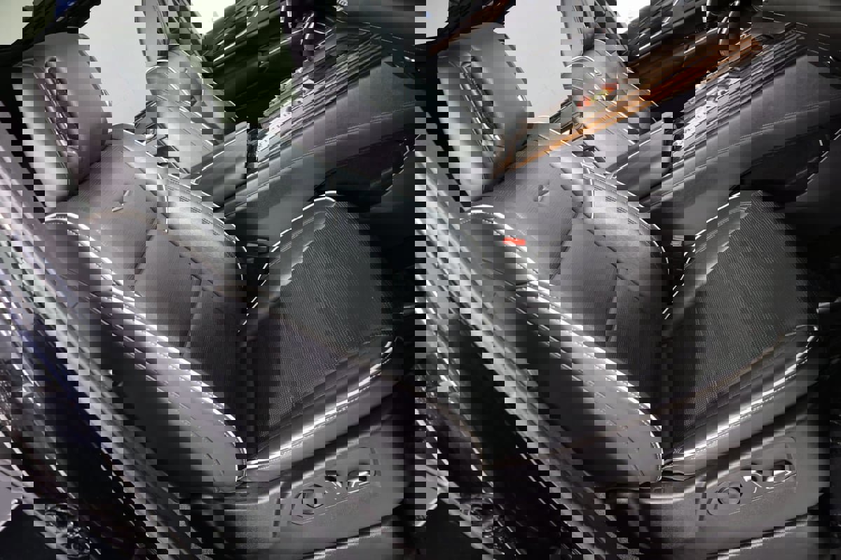 Used 2022 Cadillac Escalade Premium Luxury image 41