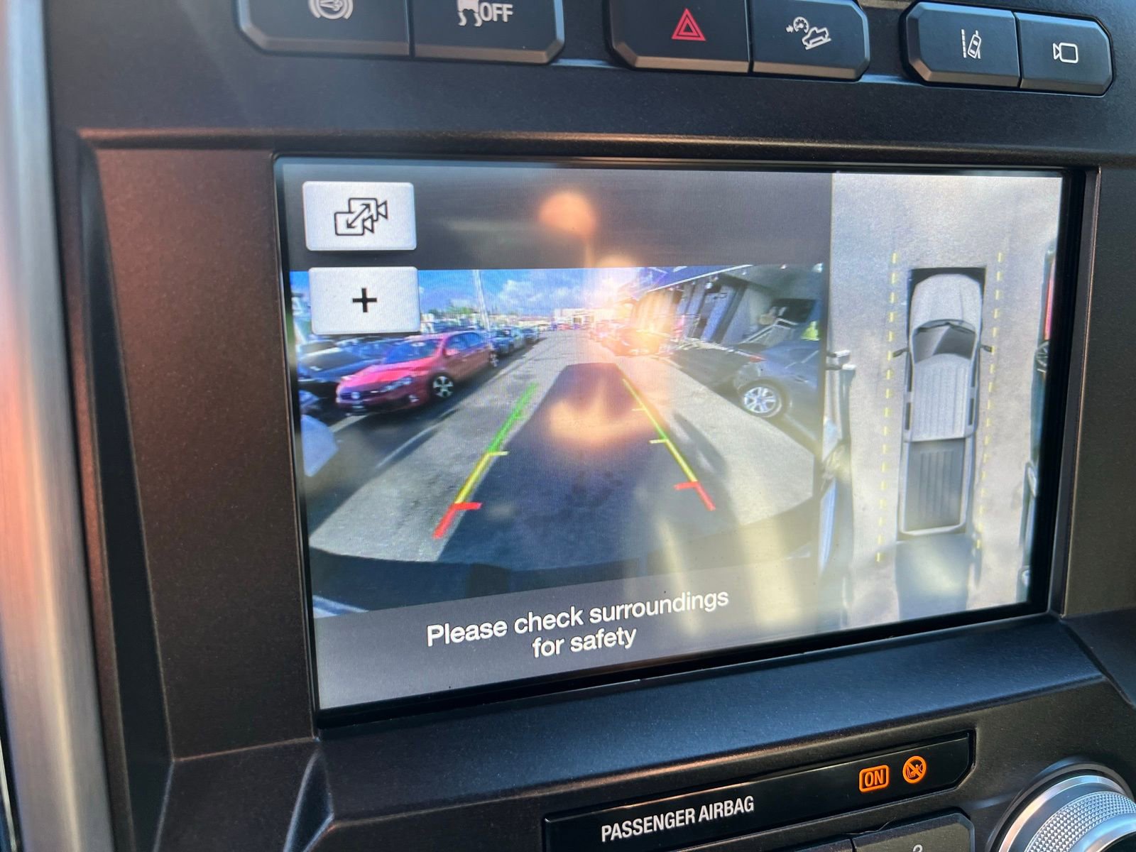 Used 2019 Ford F350 Platinum w/ Platinum Ultimate Package image 43