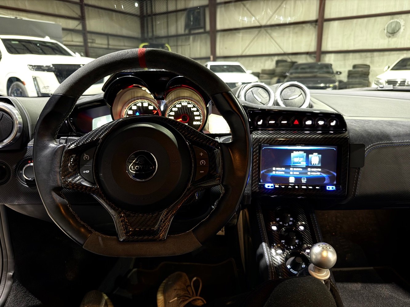 Used 2021 Lotus Evora image 28