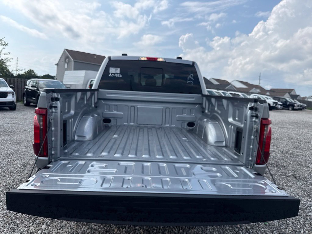 New 2026 Ford F150 XLT w/ Equipment Group 302A MID AWD/4WD image 17