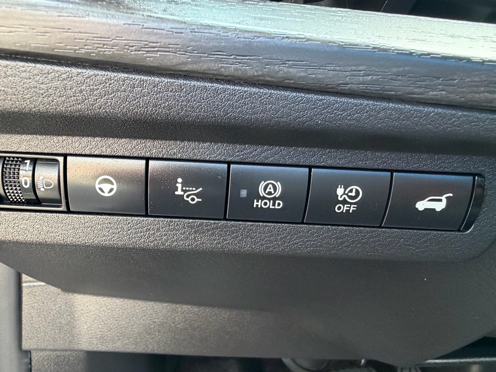 Certified 2023 Nissan Ariya AWD image 23