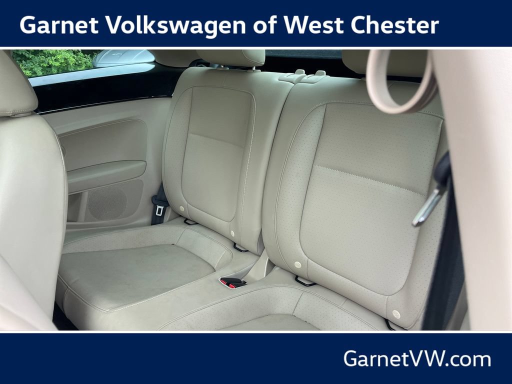 Used 2018 Volkswagen Beetle 2.0T SE FWD image 5