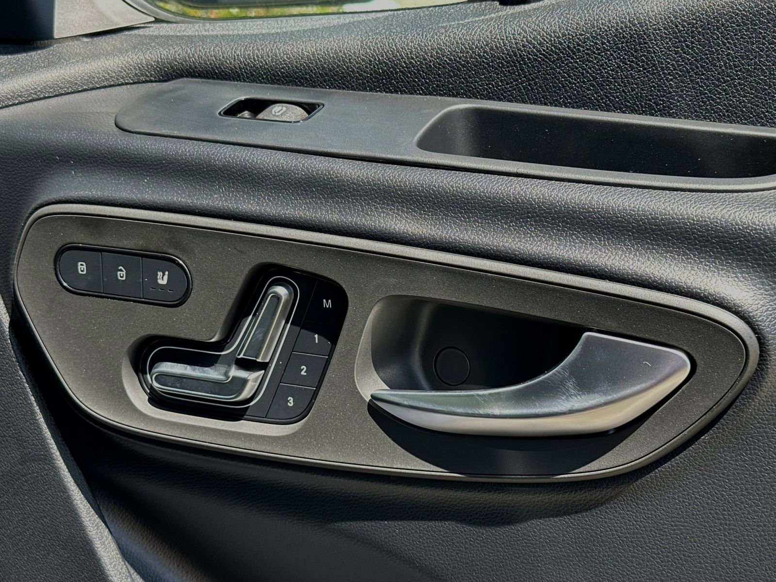 Used 2024 Mercedes-Benz Sprinter 144 Cargo image 19