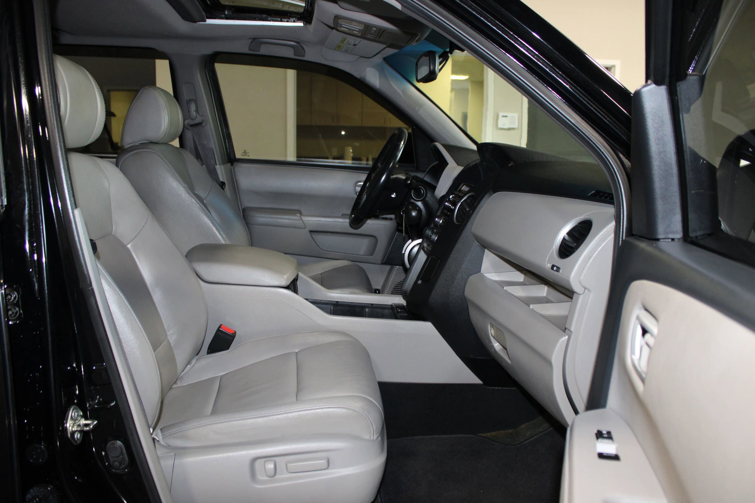 Used 2014 Honda Pilot EX-L image 32