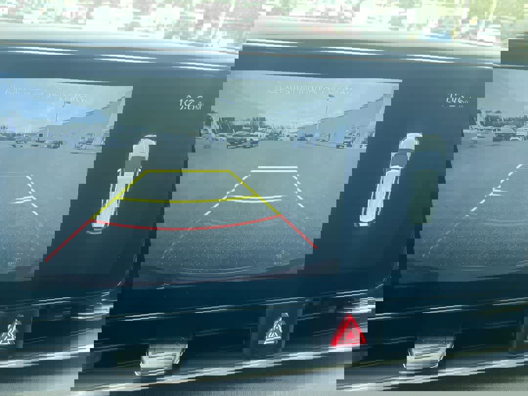 New 2026 Kia Carnival EX FWD image 17