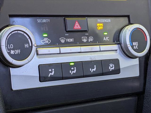 Used 2014 Toyota Camry SE FWD image 10