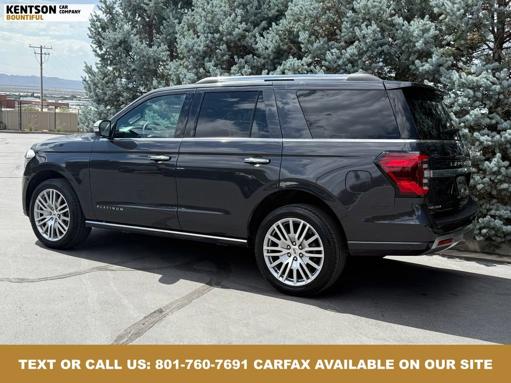 Used 2024 Ford Expedition Platinum image 5