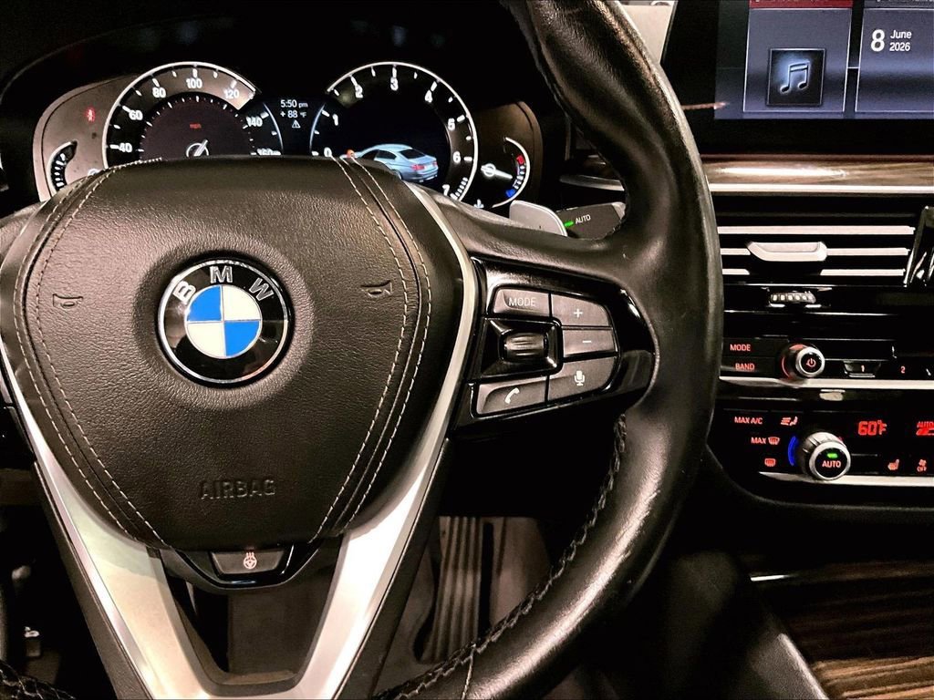 Used 2019 BMW 530i xDrive w/ Convenience Package AWD/4WD image 24