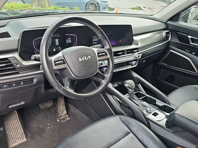 Used 2023 Kia Telluride LX AWD/4WD image 18