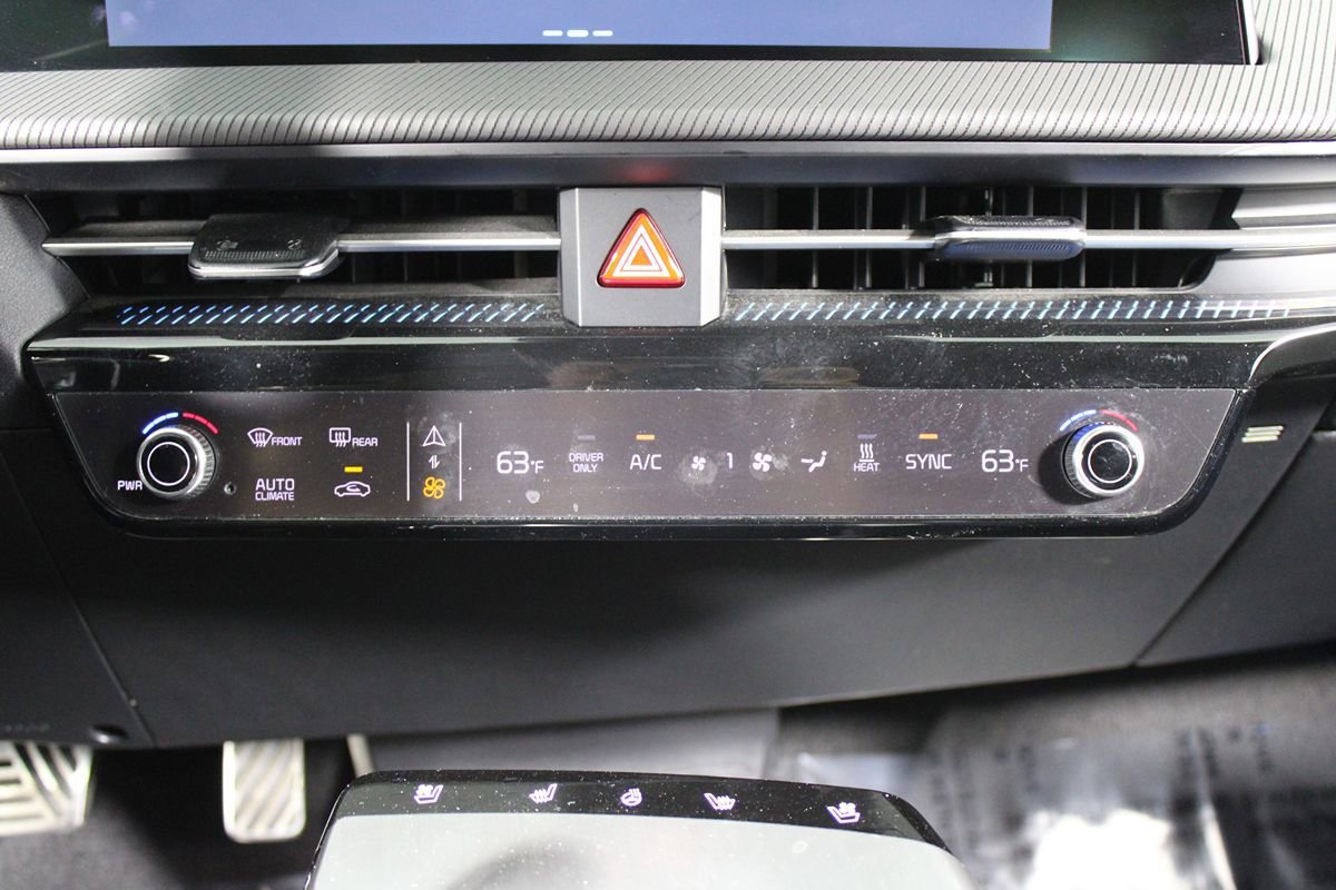 Used 2023 Kia EV6 GT-Line AWD/4WD image 18